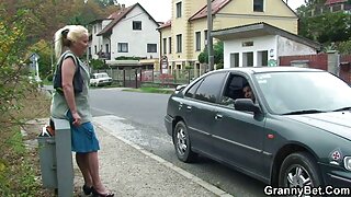 Affascinante marito e moglie fanno sesso ricci latina cavalca un fallo